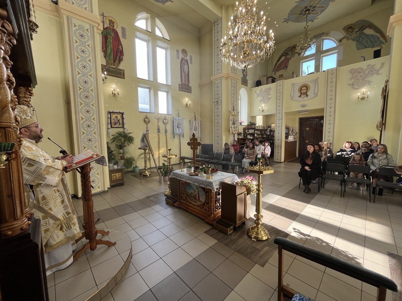 У Хмельницькому відбувся з’їзд катехитів Кам’янець-Подільської Єпархії У Хмельницькому відбувся з’їзд катехитів Кам’янець-Подільської Єпархії